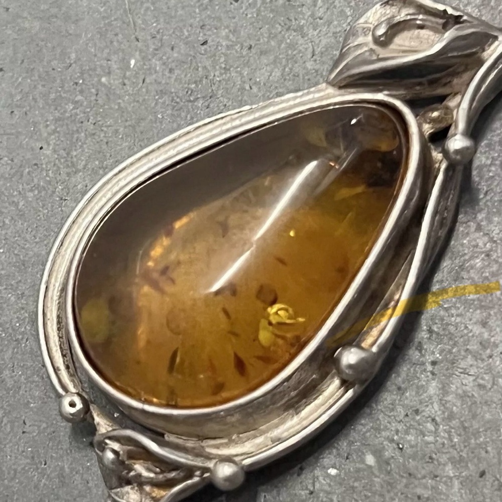 Teardrop Shaped Amber and Intricately Designed Silver Pendant - Picture 4 of 8